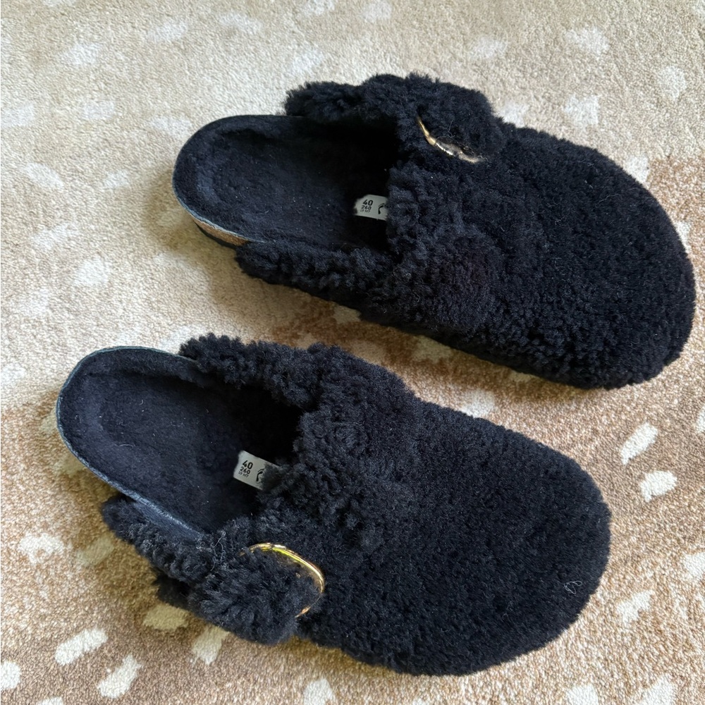 Birkenstock Sherpa clogs, like new